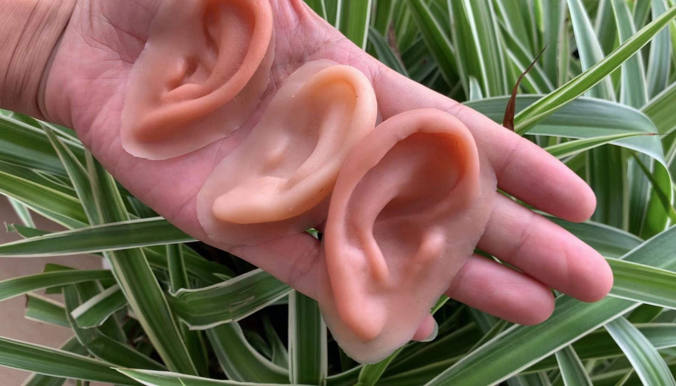 人體硅膠原料什么硬度比較好？