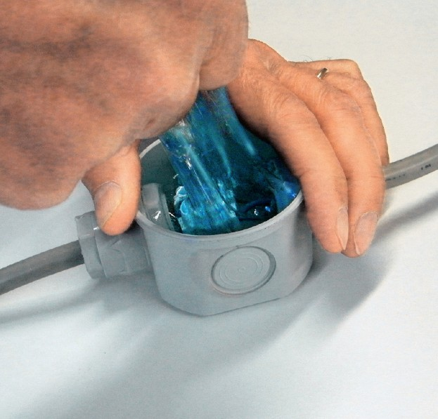 模具硅膠低溫包膠工藝是什么？